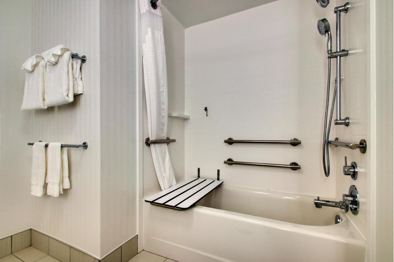 Holiday Inn Express & Suites Findlay North By Ihg Eksteriør bilde